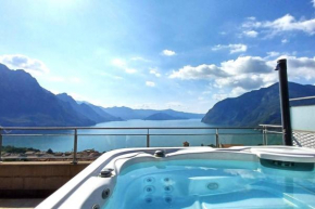 La casa sulla collina vista lago
